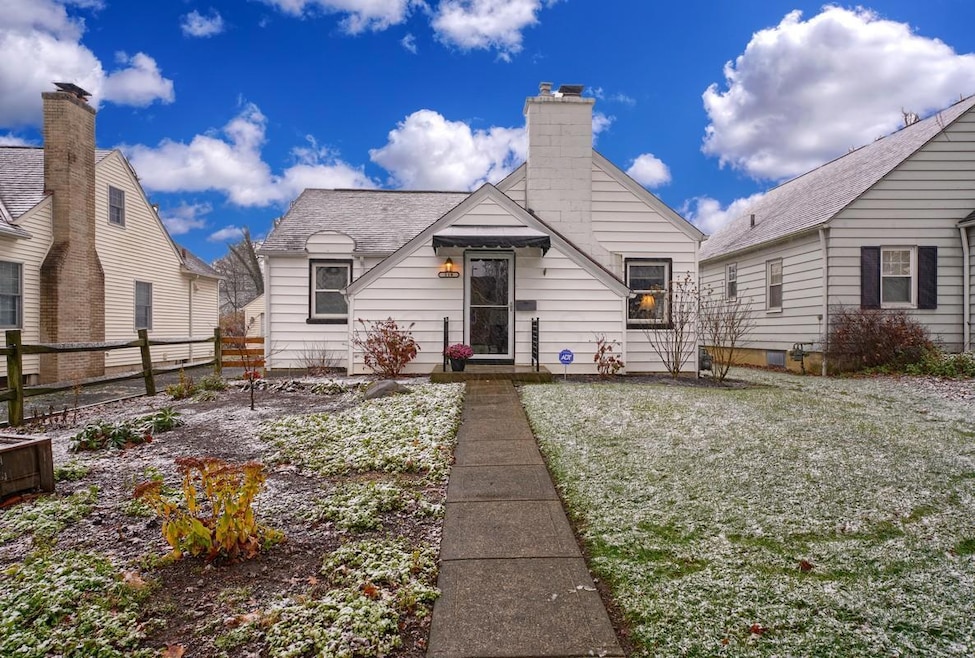118 E Royal Forest Blvd (1)