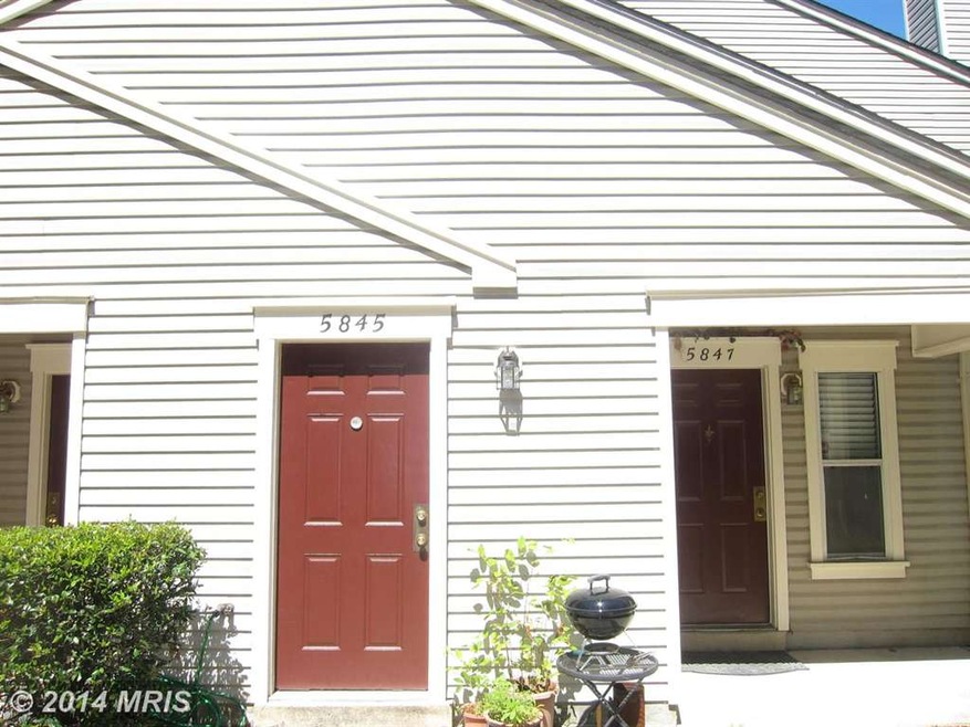 5845 Orchard Hill Ct unit 5845, Clifton, VA 20124 - photo 1