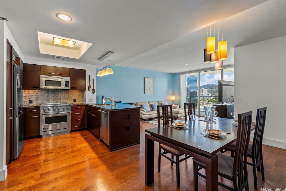 Allure Waikiki unit 2209, Honolulu, HI 96815 - photo 1