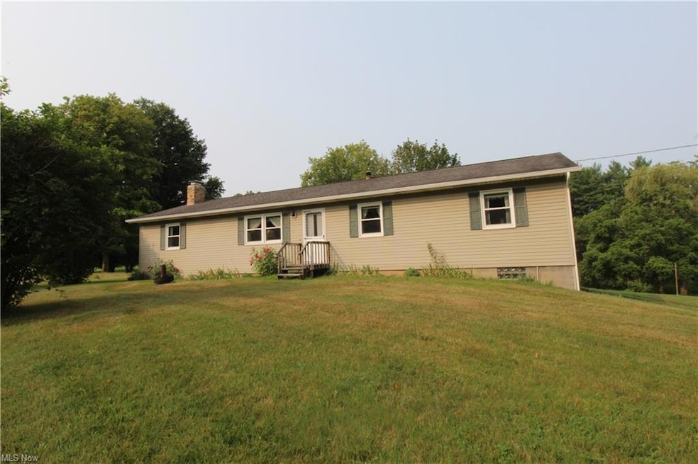 15126 Friendsville Rd, Burbank, OH 44214