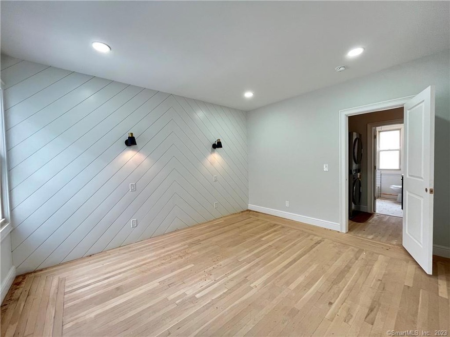 82 Howard Ave unit 84-2L, New Haven, CT 06519 - photo 1