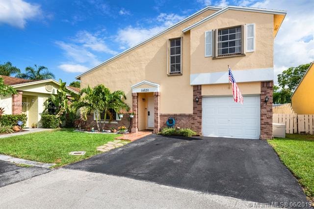 14620 S Beckley Square, Davie, FL 33325 - photo 1