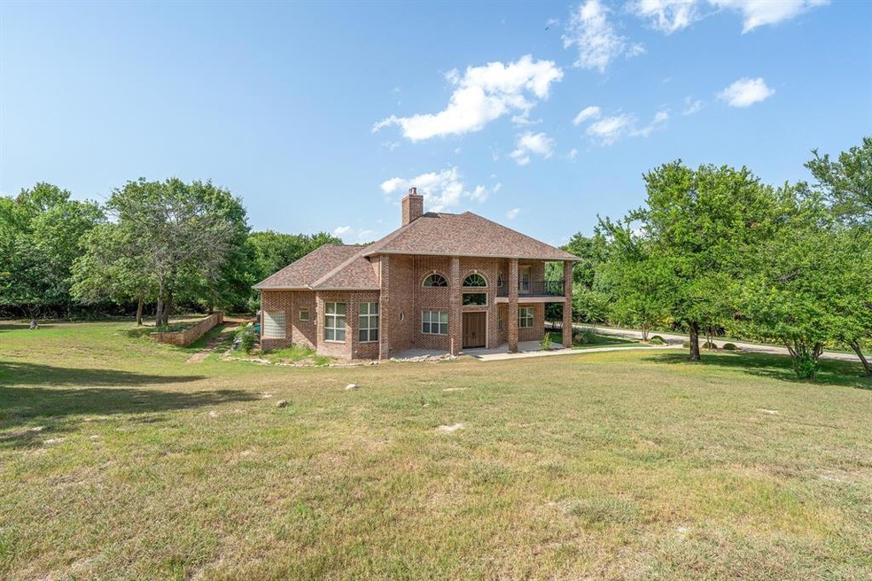 191 E Rio Ridge, Azle, TX 76020 - photo 1