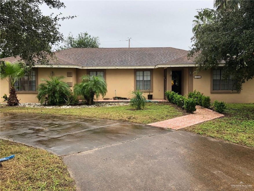 900 W Sam Houston Blvd, Pharr, TX 78577 - photo 1