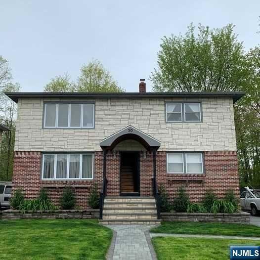 For Rent $2,400/month