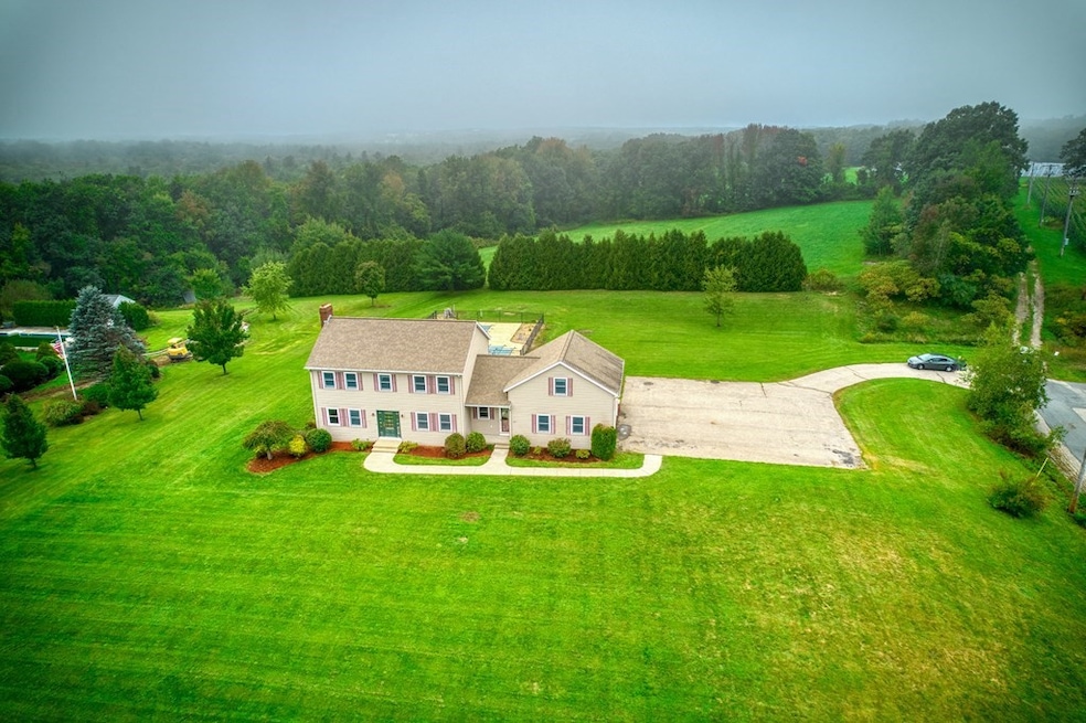 750 Stafford St, Rochdale, MA 01542 - photo 1