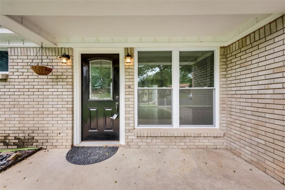 205 Myrtle Dr, Hurst, TX 76053 - photo 1