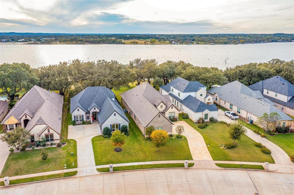 3520 Abes Landing Dr, Granbury, TX 76049 - photo 1