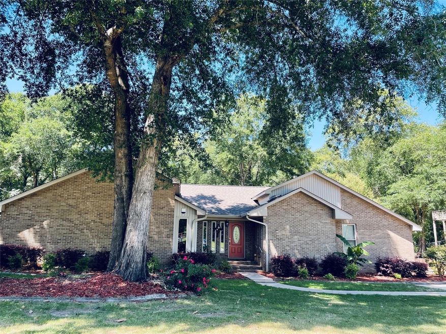 222 Deerwood Dr, Prattville, AL 36067 - photo 1