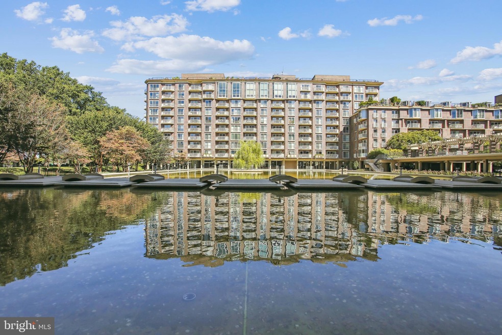 Harbour Square unit 611, Washington, DC 20024 - photo 1