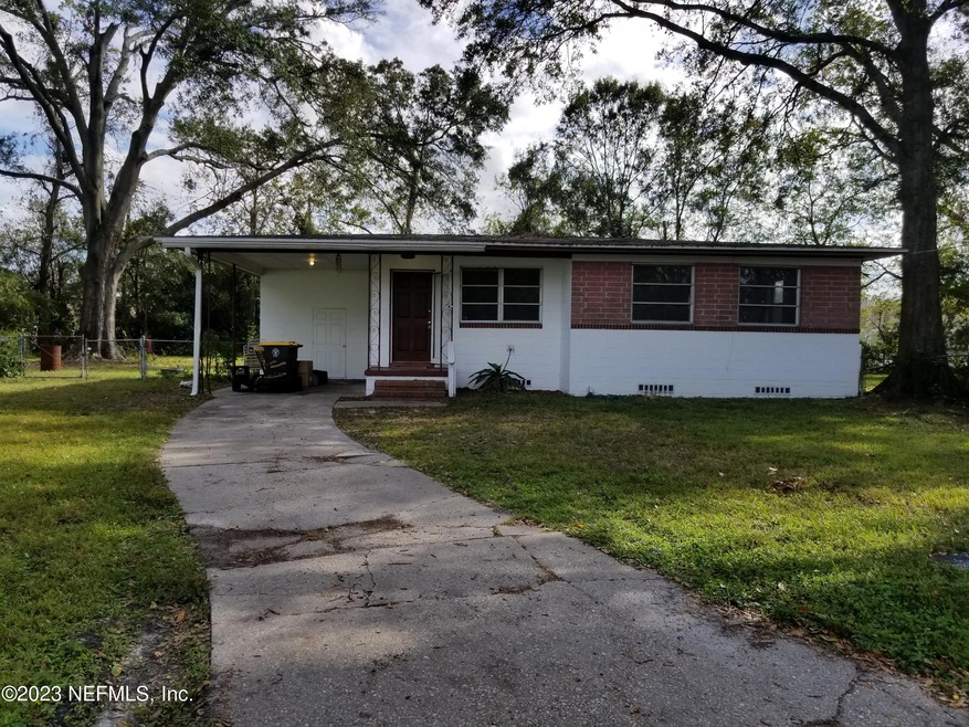 5067 Chadroe Rd, Jacksonville, FL 32210 - photo 1