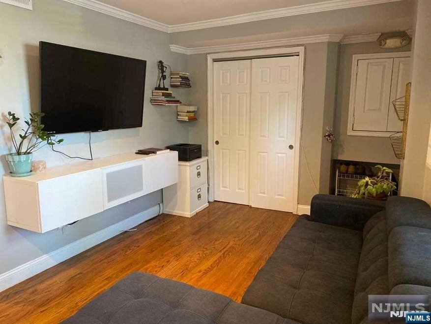302 Princeton Ave unit 1, Jersey City, NJ 07305 - photo 1