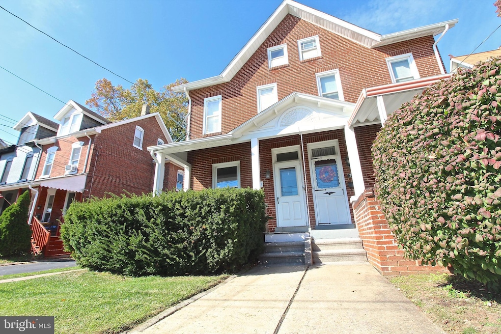 313 Washington St, Royersford, PA 19468 - photo 1