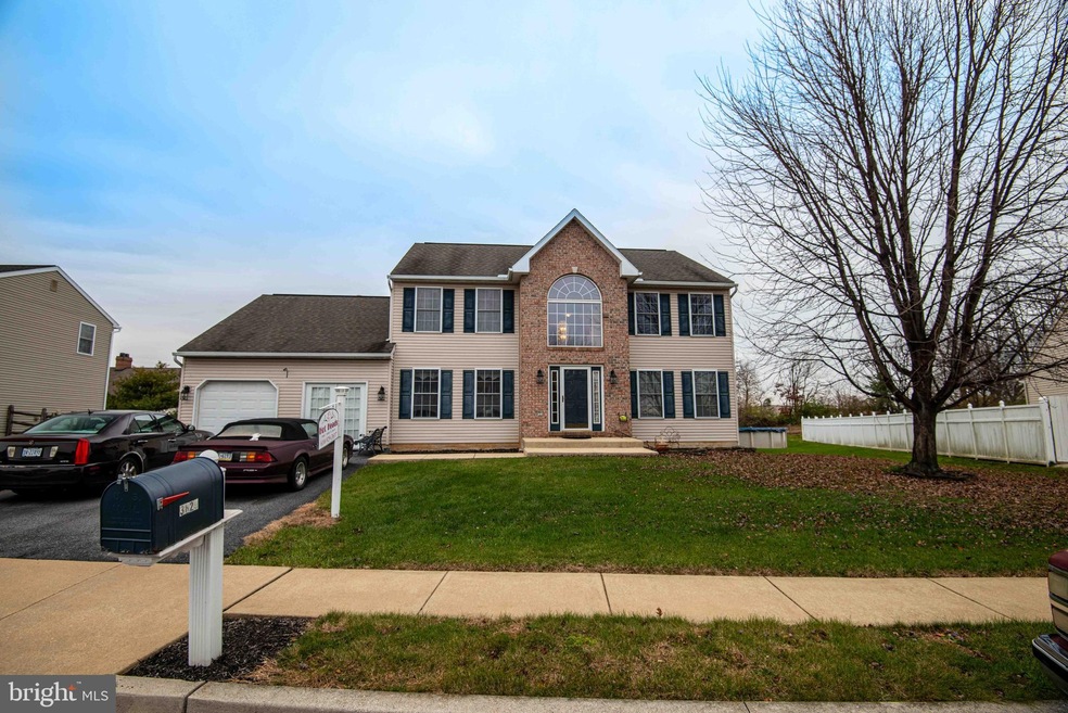 3829 N Alabama Ave, Reading, PA 19605 - photo 1