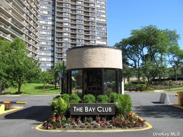 The Bay Club unit 17Z1, Bayside, NY 11360 - photo 1