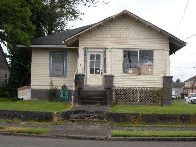 3rd Street