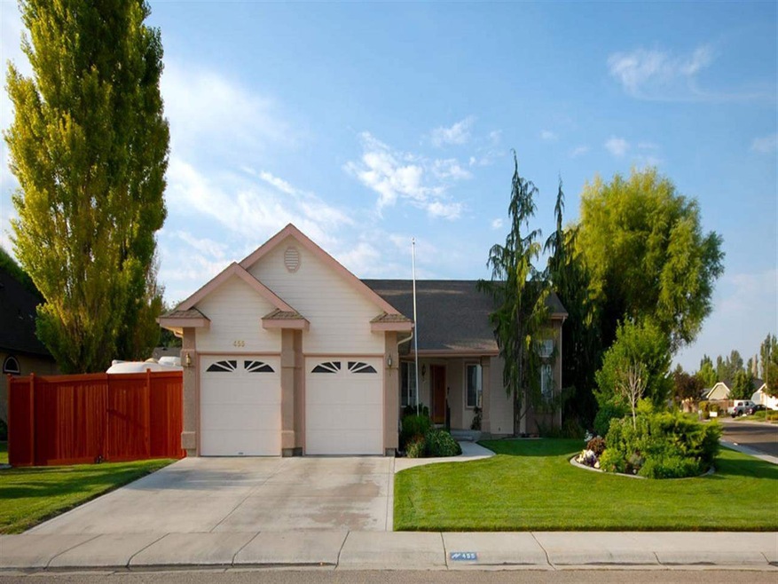 455 Fall Dr, Nampa, ID 83686 - photo 1