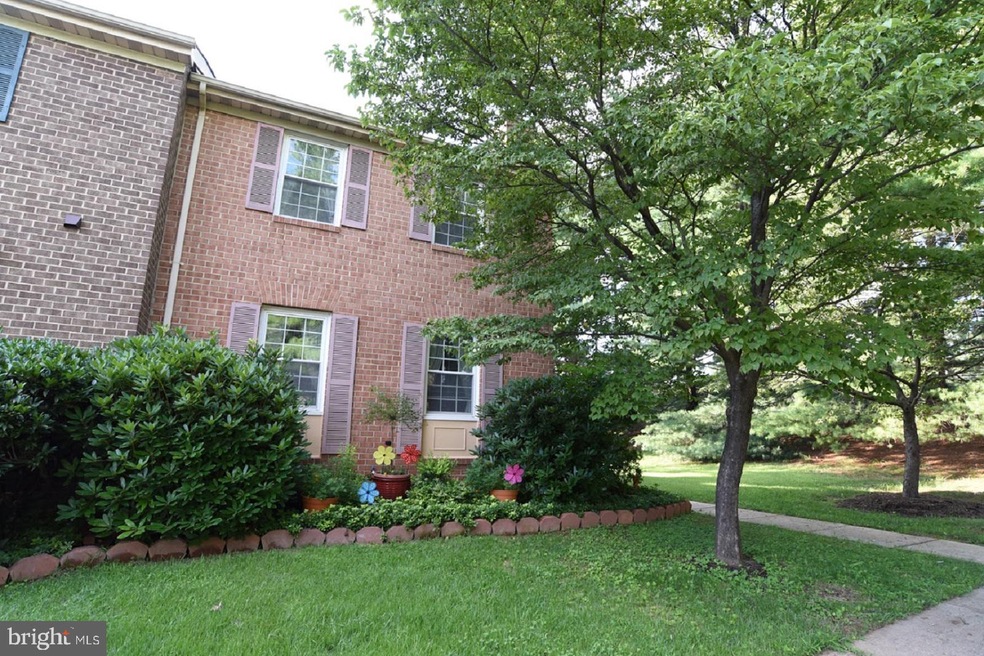 15601 Ambiance Dr, North Potomac, MD 20878 - photo 1