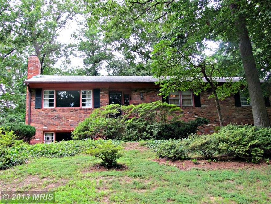 3530 Half Moon Cir, Falls Church, VA 22044 - photo 1