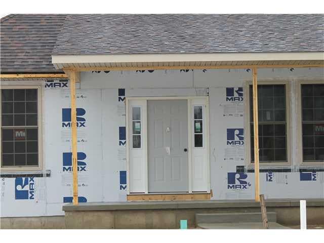 834 Daigler Dr, North Tonawanda, NY 14120 - photo 1