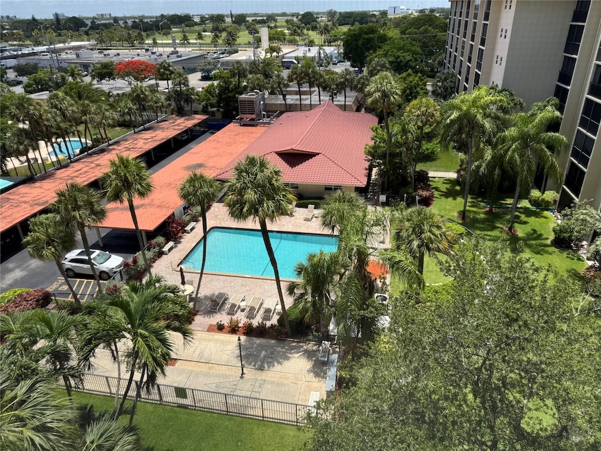 Garden Aire Village unit 715, Pompano Beach, FL 33062 - photo 1