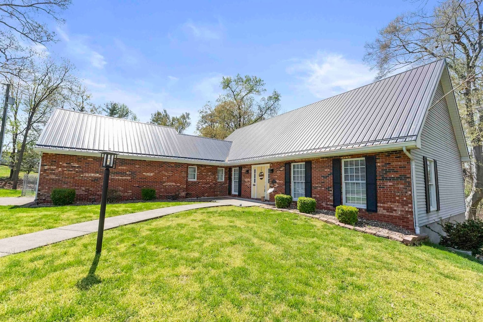 Sold $350,000 • Co-Listing Agent