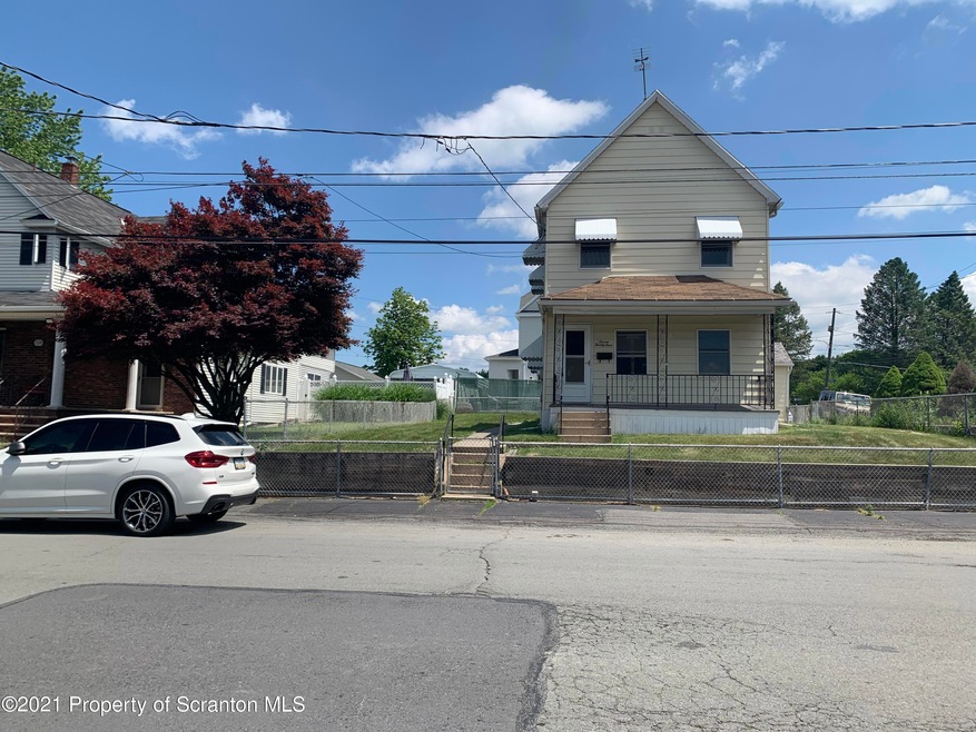 724 E Lackawanna St, Olyphant, PA 18447 - photo 1