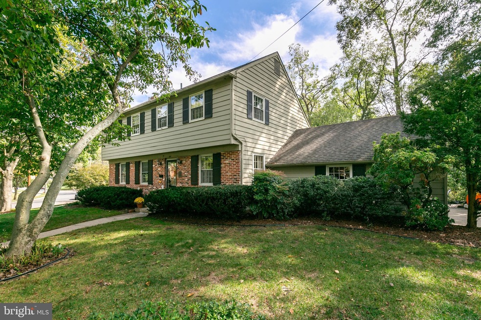 301 Covered Bridge Rd, Cherry Hill, NJ 08034 - photo 1