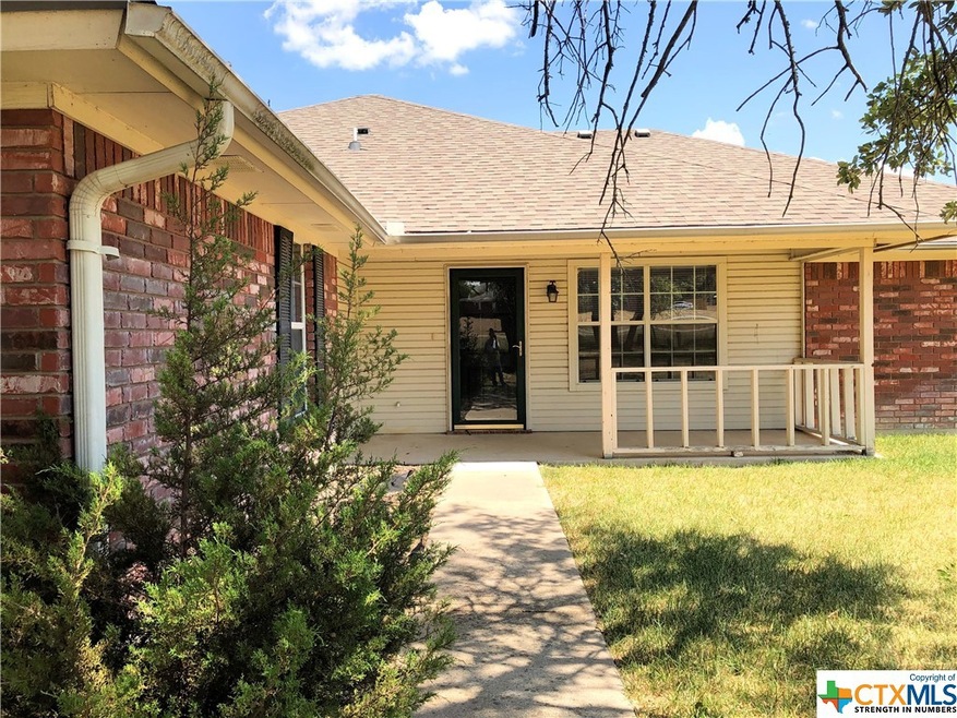 952 Taylor Creek Rd, Copperas Cove, TX 76522 - photo 1