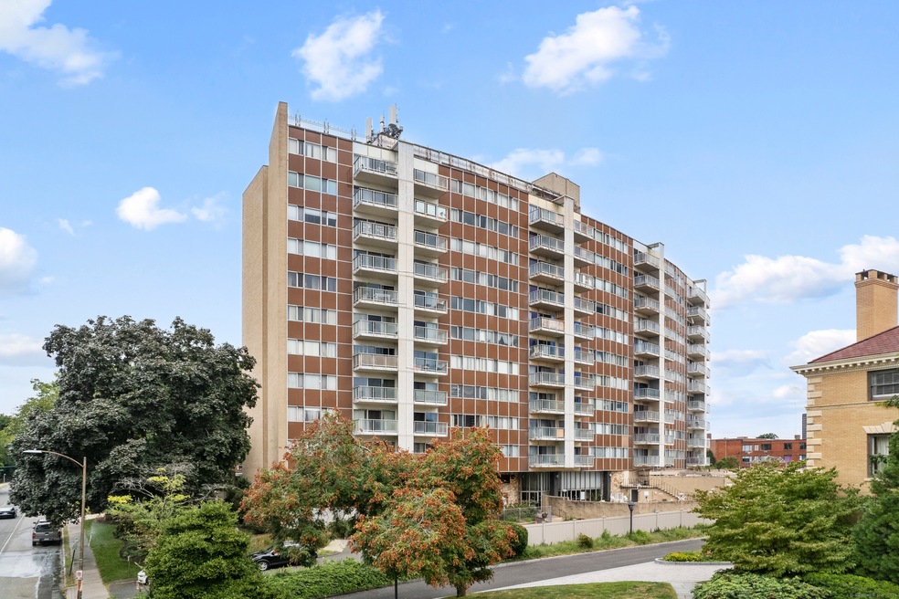 Regency Towers unit 10A, Hartford, CT 06105 - photo 1