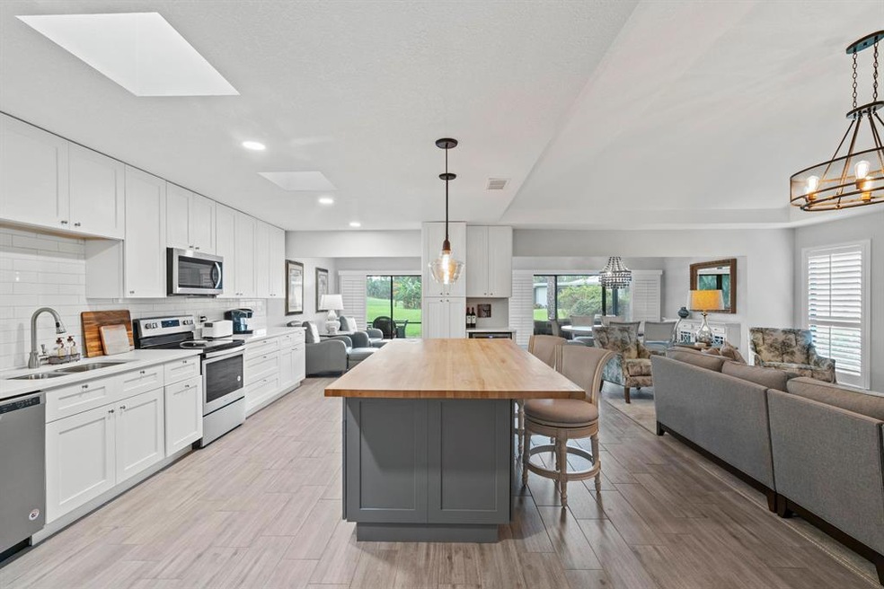 13264 Whispering Lakes Ln, West Palm Beach, FL 33418 - photo 1