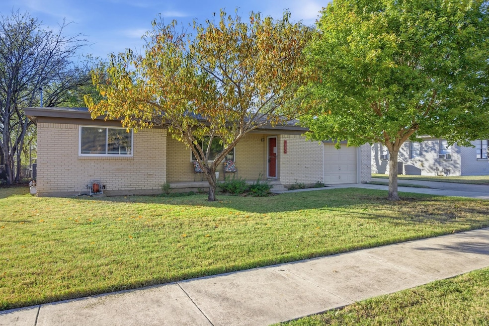 1004 Usher St, Benbrook, TX 76126 - photo 1