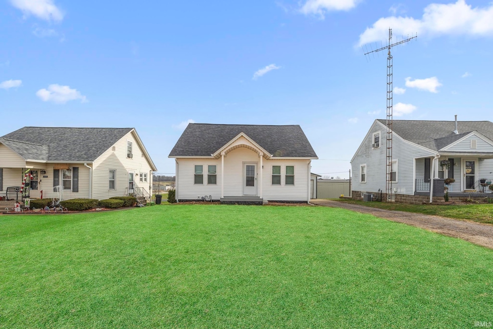 2916 Brosmer St, Jasper, IN 47546 - photo 1