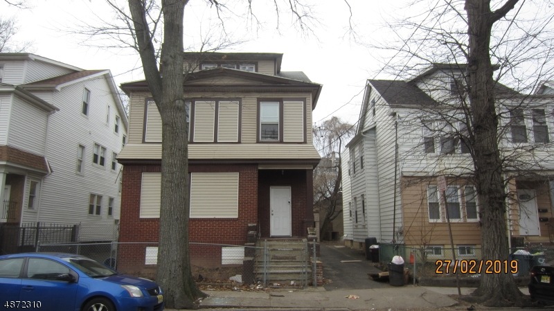 241-243 Wainwright St, Newark, NJ 07112 - photo 1