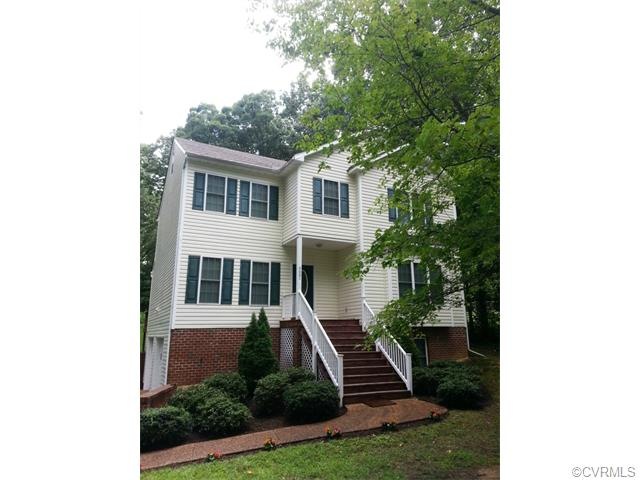 Welcome to 4001 Dunraven Rd. in Mayfair Estates!