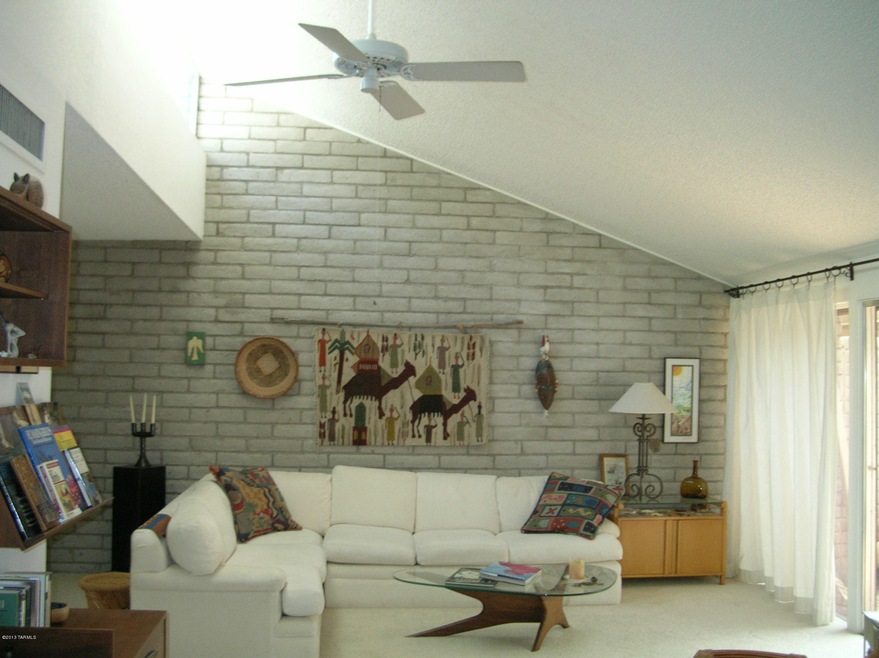 Spacious living room