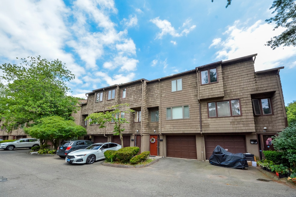 Sold $224,000 • Co-Listing Agent