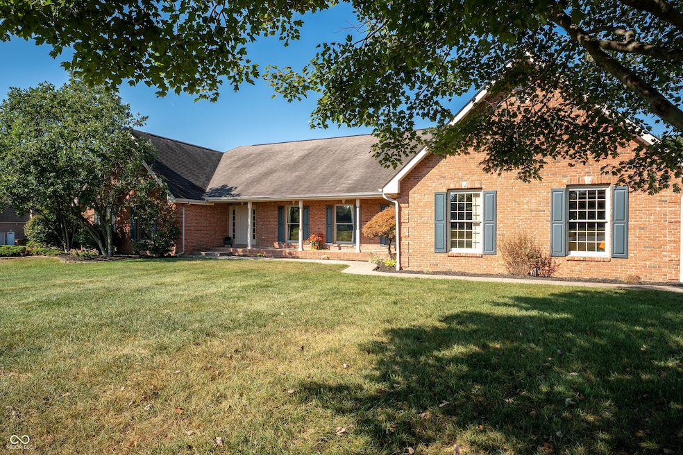 500 N Westview Dr, Columbus, IN 47201 - photo 1