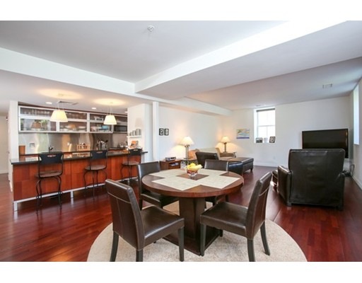 50 Bow St unit 1, Somerville, MA 02143 - photo 1