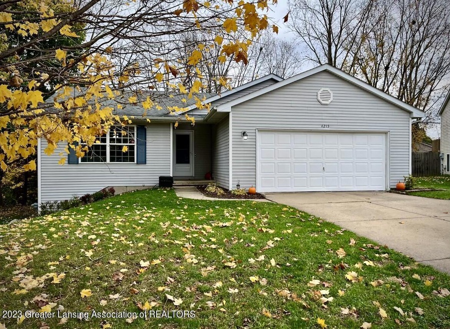 4215 Lochinver Cir, Lansing, MI 48911 - photo 1