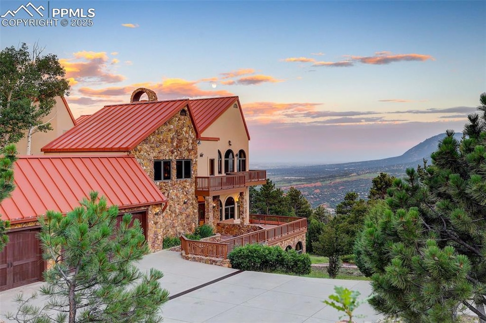 Pending $2,499,000 • Co-Listing Agent