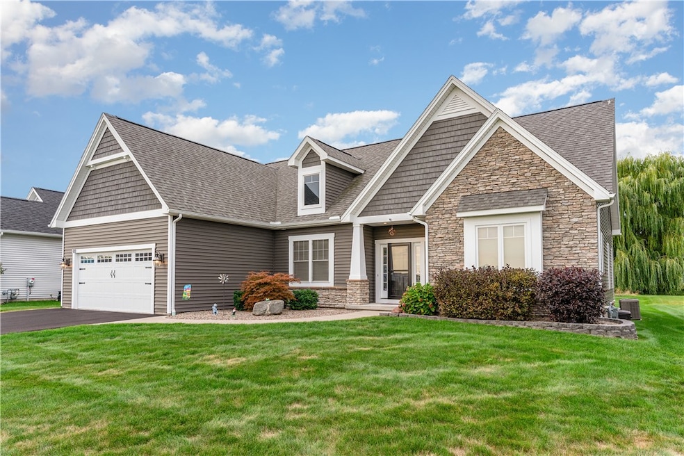 619 Pine Lakes Trail, Webster, NY 14580 - photo 1