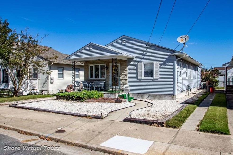 105 W Toledo Ave, Wildwood, NJ 08260 - photo 1
