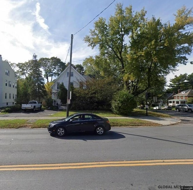 584 Western Ave, Albany, NY 12203 - photo 1