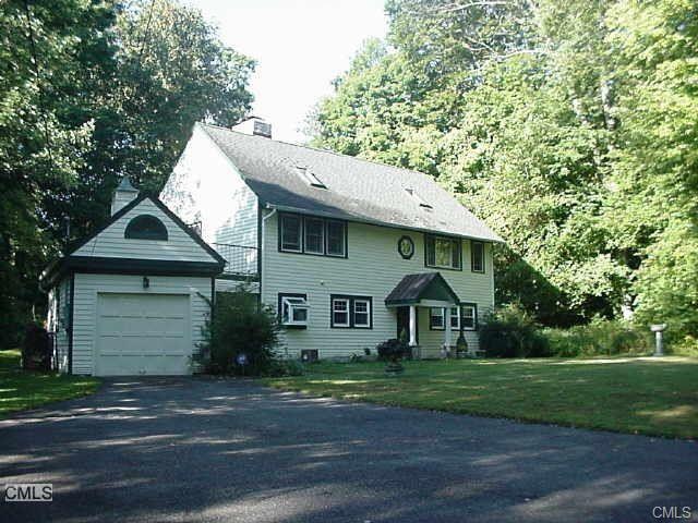 10 Kreiner Ln, Norwalk, CT 06850 - photo 1