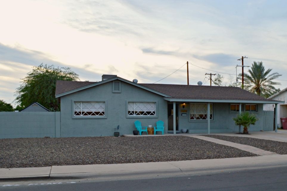 Freshly painted Exterior!!