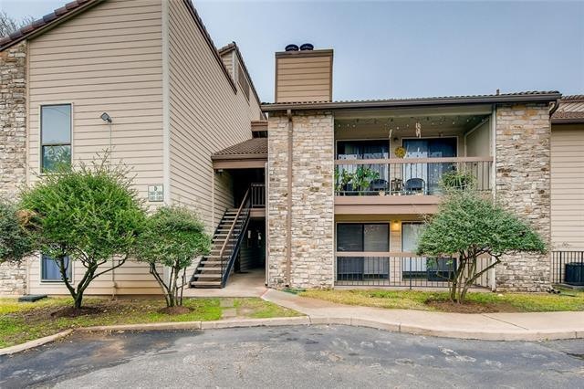 Unit 1402 is located on first floor with double sl