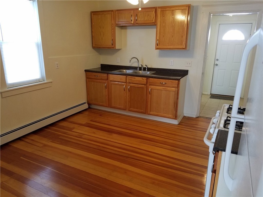 4 Machowski St, West Warwick, RI 02893 - photo 1