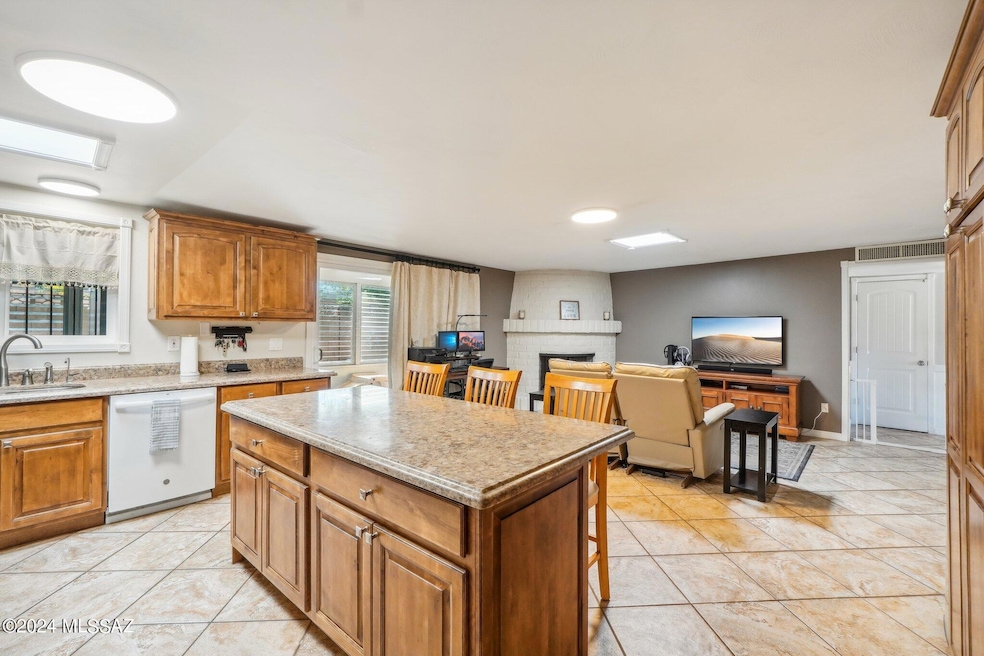Updated Beautiful Kitchen!