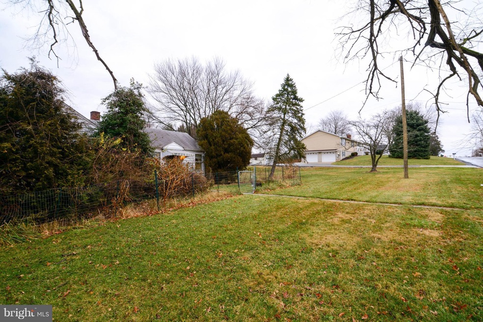 3200 Greencastle Rd, Burtonsville, MD 20866 - photo 1